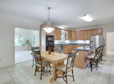 12143 Ten Penny Ln Lusby MD-large-021-020-Eating AreaKitchen-1500x1000-72dpi